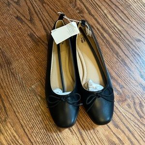 Black Ballet Flats